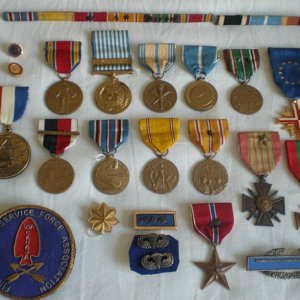 F. Roll (medals)