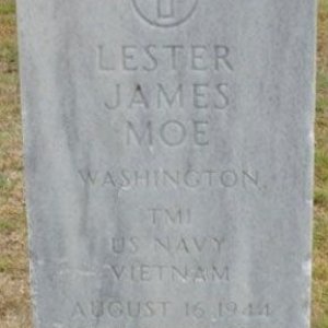L. Moe (grave)