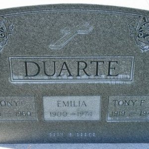 T. Duarte (grave)