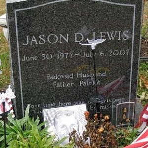 J. Lewis (grave)