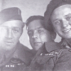 1 SAS Officers 1944