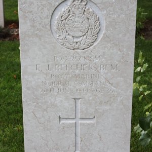 E. Belcher (Grave)