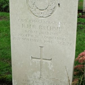 R. Brehme (Grave)