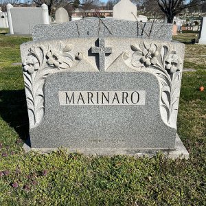 R. Marinaro (Grave)
