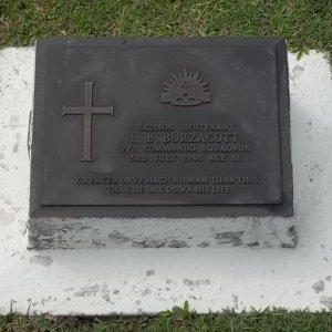 L. Burzacott (Grave)