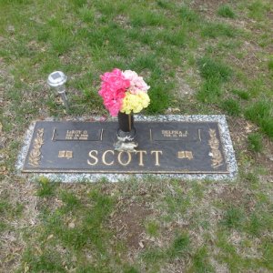 L. Scott (Grave)