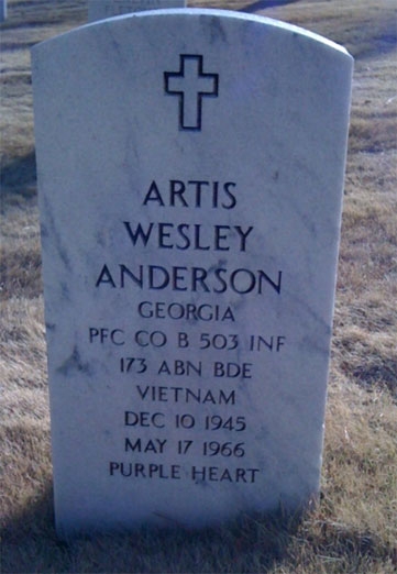 A. Anderson (grave)