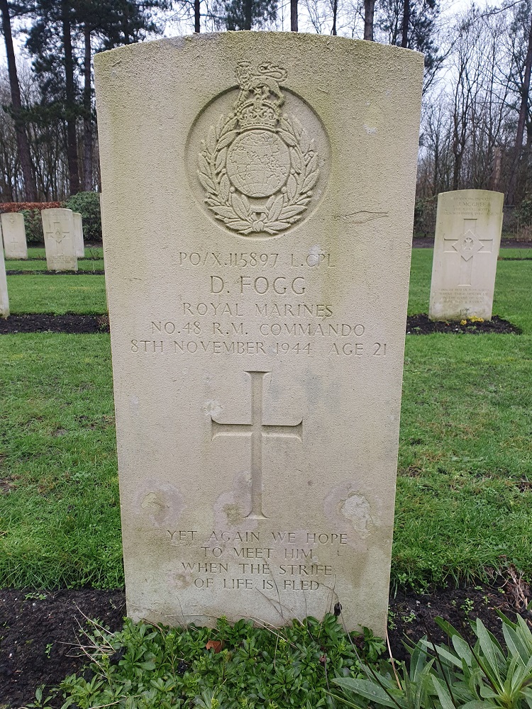 D. Fogg (Grave)