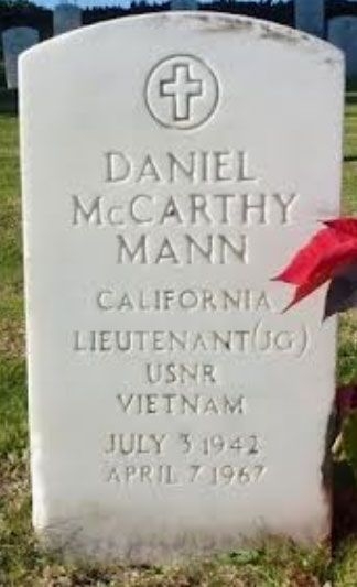 D. Mann (grave)
