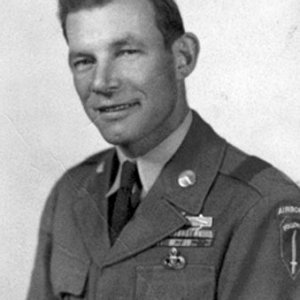 [US PARAS 2]Harry Knotts