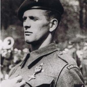 [PARAS]Reginald Allen