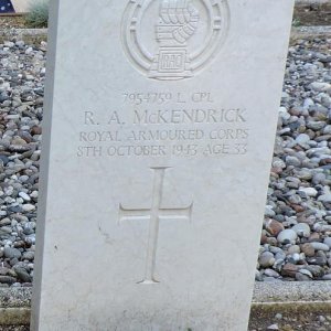 [SAS]Robert McKendrick