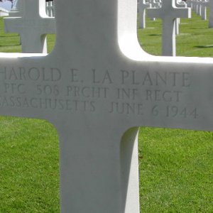 H. LaPlante (grave)