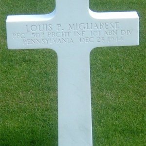 L. Migliarese (grave)