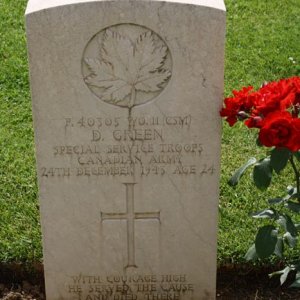 D. Green (grave)