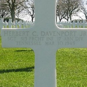 H. Davenport (grave)