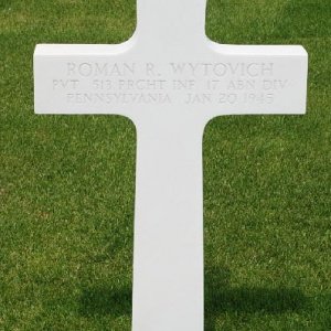 R. Wytovich (grave)