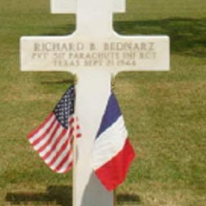 R. Bednarz (grave)