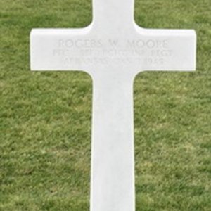 R. Moore (grave)