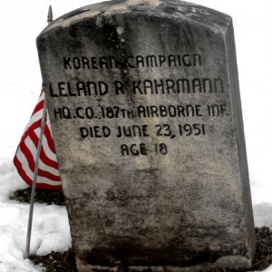 L. Kahrmann (grave)
