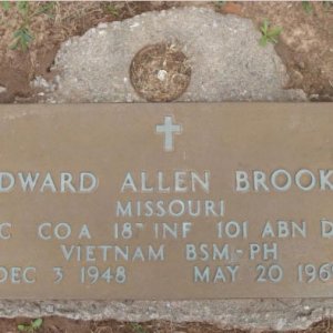 E. Brooks (grave)