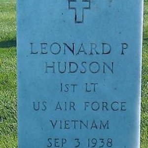 L. Hudson (grave)