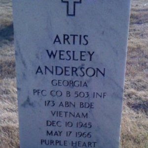 A. Anderson (grave)