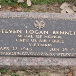 S. Bennett (grave)