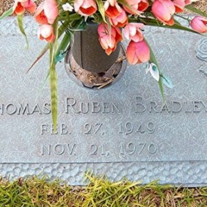 T. Bradley (grave)