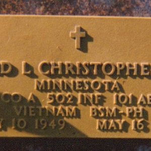 D. Christopherson (grave)