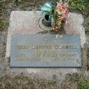 T. Cordell (grave)