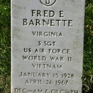 F. Barnette (grave)
