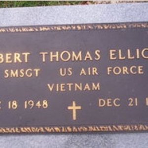 R. Elliott (grave)