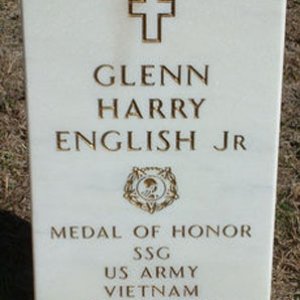 G. English (grave)