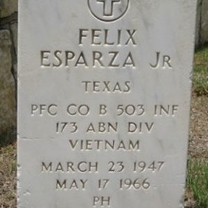 F. Esparza (grave)