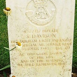 S. Davison (grave)