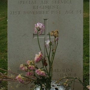 L. Barker (grave)
