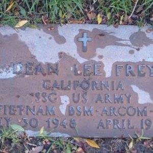 D. Frey (grave)