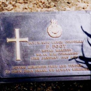 F. Foot (grave)