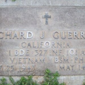 R. Guerrero (grave)