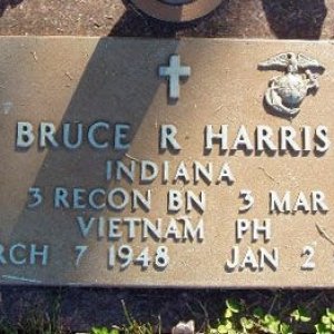 B. Harris (grave)