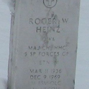 R. Heinz (grave)