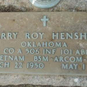 L. Henshaw (grave)