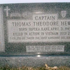 T. Hewitt (grave)