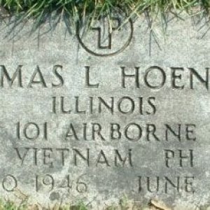 T. Hoeniges (grave)