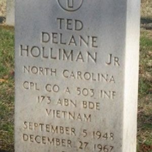 T. Holliman (grave)