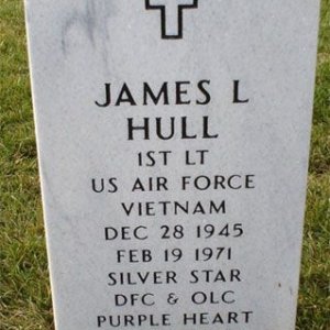 J. Hull (grave)