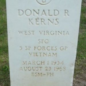 D. Kerns (grave)