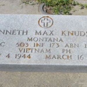 K. Knudson (grave)