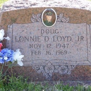 L. Loyd (grave)